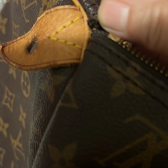 Vintage Louis Vuitton speedy 40. OBO - Picture 17 of 17